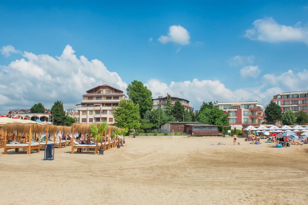 Panorama Krim Beach Apartment Равда Экстерьер фото
